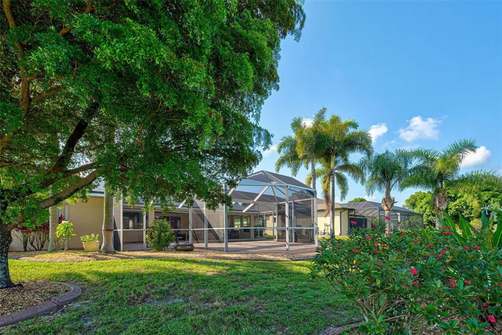 956 BOUNDARY BOULEVARD Rotonda West, FL 33947