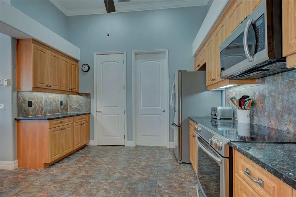 956 BOUNDARY BOULEVARD Rotonda West, FL 33947