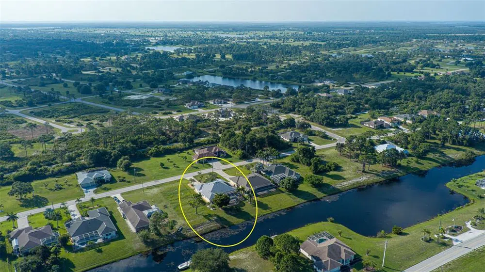 956 BOUNDARY BOULEVARD Rotonda West, FL 33947