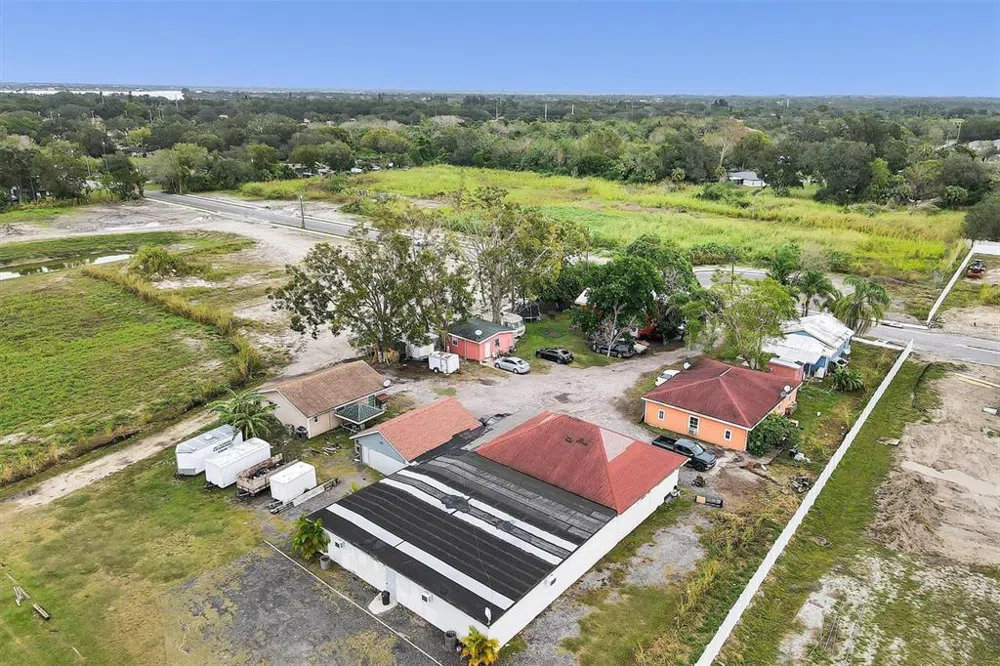 1616 23RD STREET E Bradenton, FL 34208