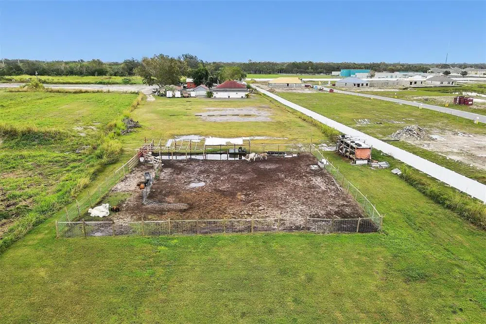 1616 23RD STREET E Bradenton, FL 34208