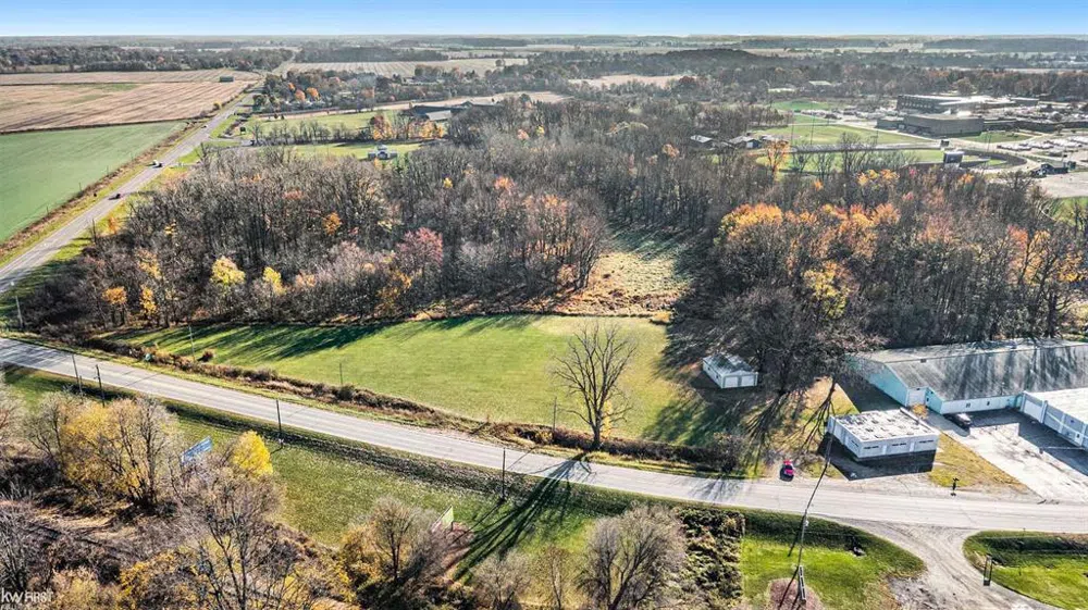 1128 Saginaw Road Vernon Township, MI 48429