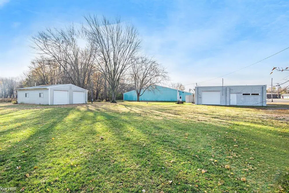 1128 Saginaw Road Vernon Township, MI 48429