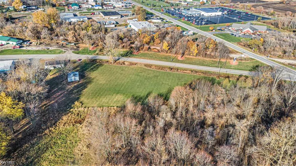1128 Saginaw Road Vernon Township, MI 48429