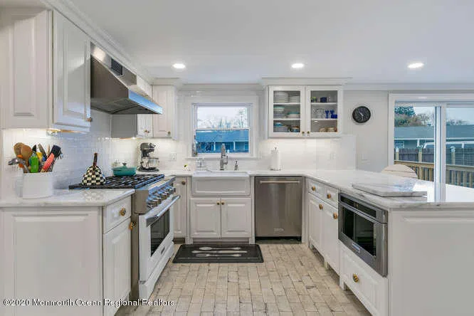 51912 St Clair Avenue Spring Lake, NJ 07762
