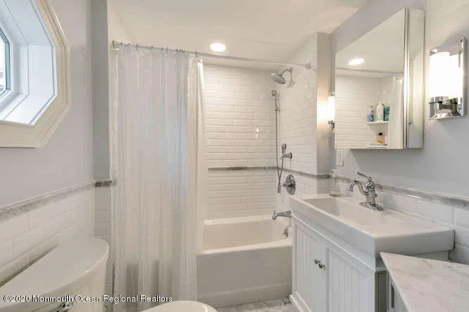 51912 St Clair Avenue Spring Lake, NJ 07762