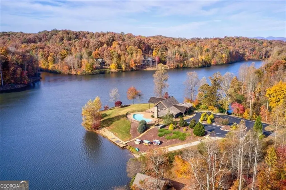 228 Stone Cliff TRCE Cleveland, GA 30528