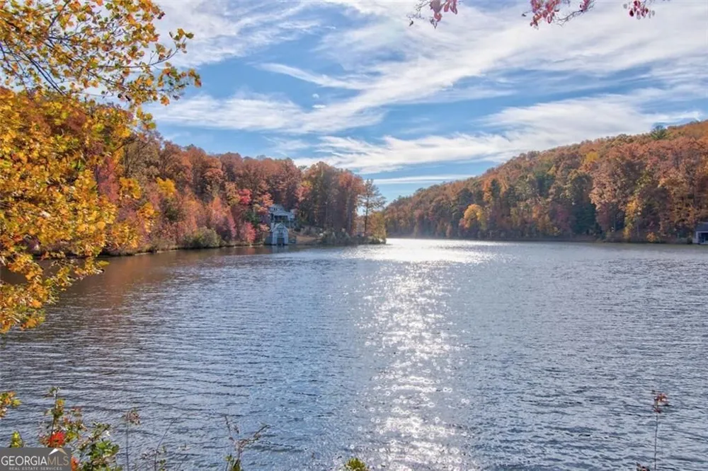 228 Stone Cliff TRCE Cleveland, GA 30528