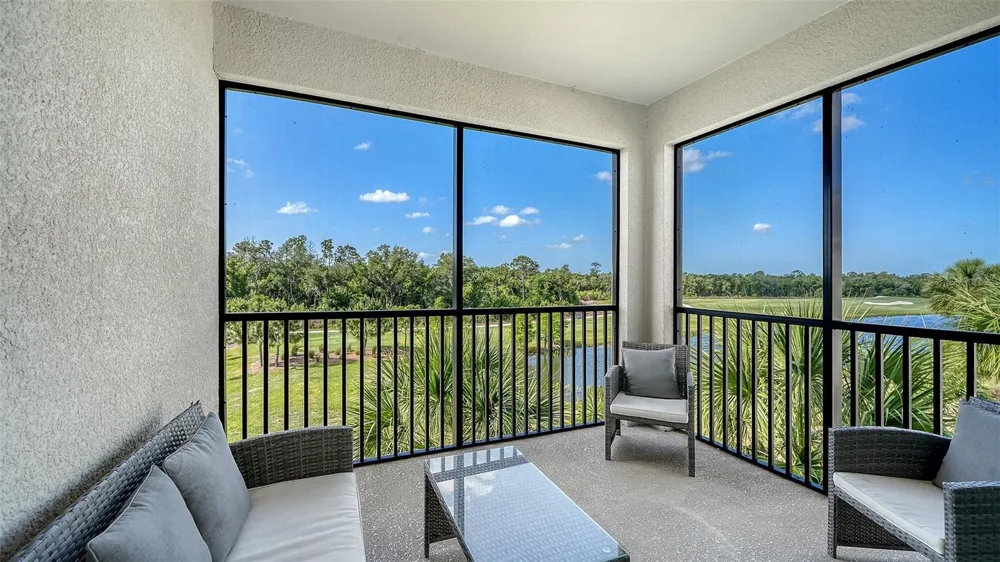 18114 GAWTHROP DRIVE #308 Lakewood Ranch, FL 34211