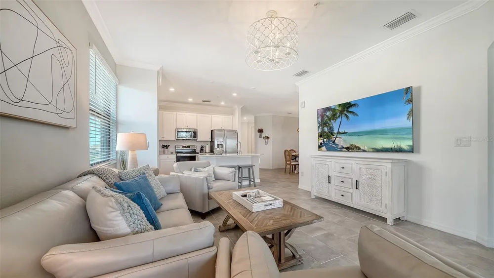 18114 GAWTHROP DRIVE #308 Lakewood Ranch, FL 34211