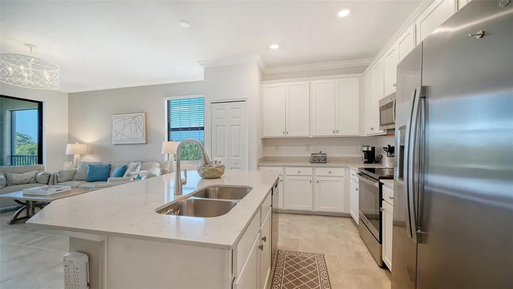 18114 GAWTHROP DRIVE #308 Lakewood Ranch, FL 34211