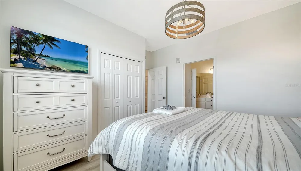 18114 GAWTHROP DRIVE #308 Lakewood Ranch, FL 34211