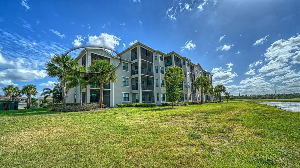 18114 GAWTHROP DRIVE #308 Lakewood Ranch, FL 34211