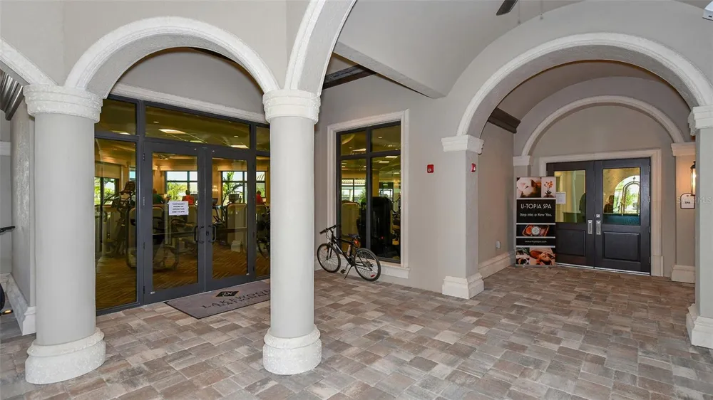 18114 GAWTHROP DRIVE #308 Lakewood Ranch, FL 34211