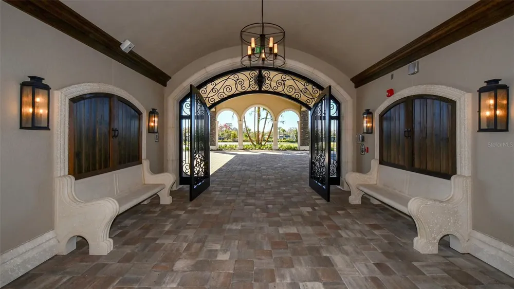 18114 GAWTHROP DRIVE #308 Lakewood Ranch, FL 34211