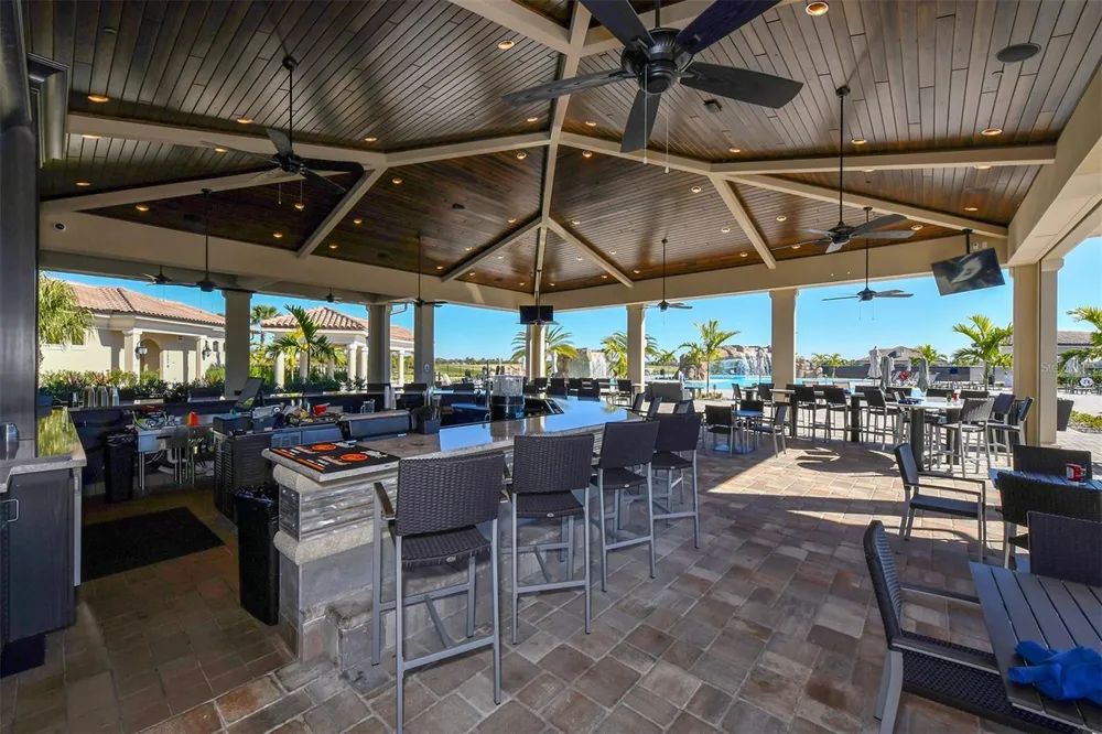 18114 GAWTHROP DRIVE #308 Lakewood Ranch, FL 34211