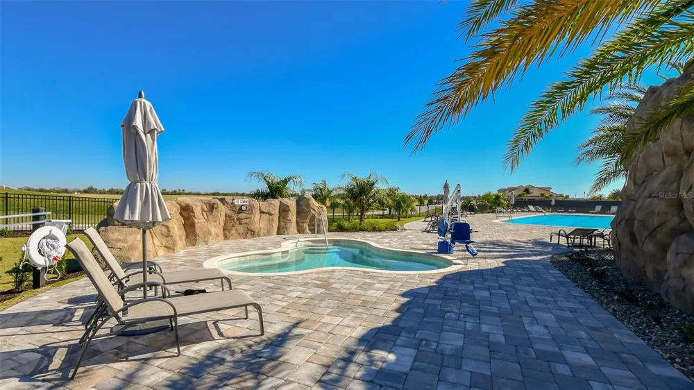 18114 GAWTHROP DRIVE #308 Lakewood Ranch, FL 34211