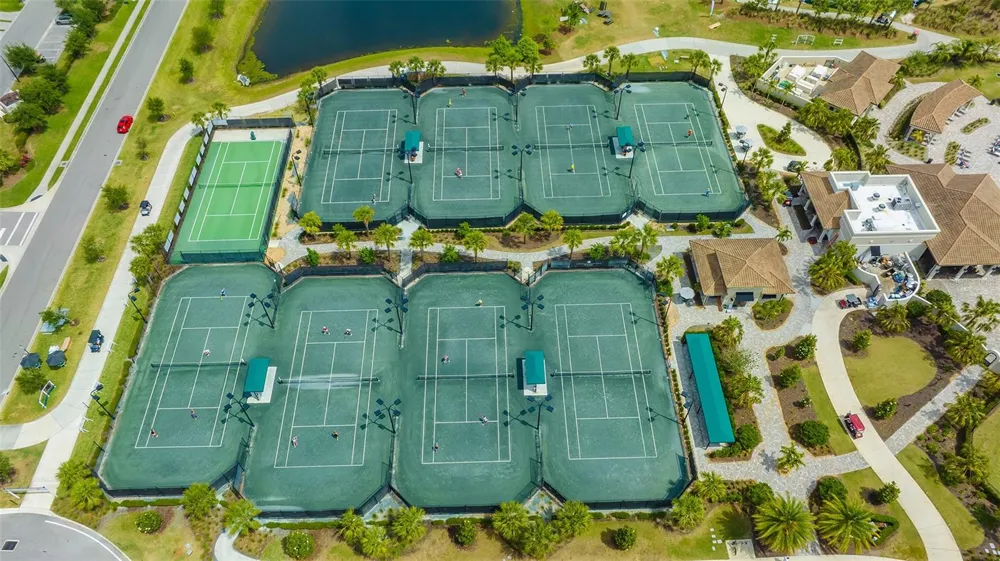 18114 GAWTHROP DRIVE #308 Lakewood Ranch, FL 34211
