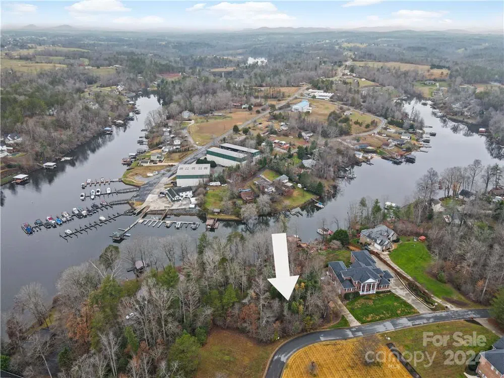 100 Old Ferry Lane Hickory, NC 28601