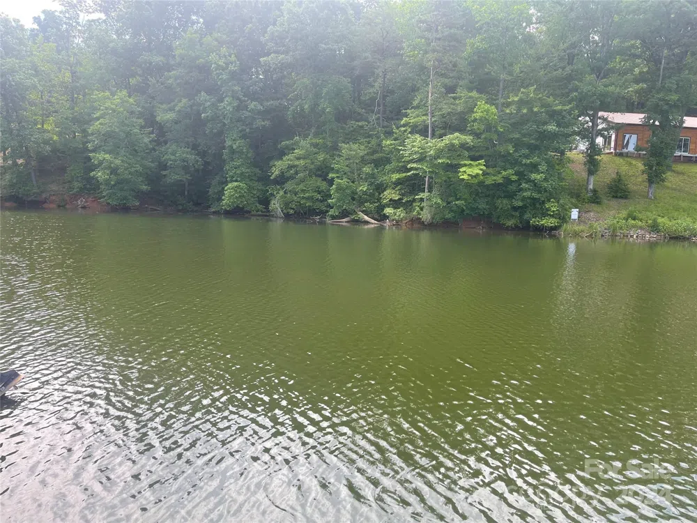 100 Old Ferry Lane Hickory, NC 28601