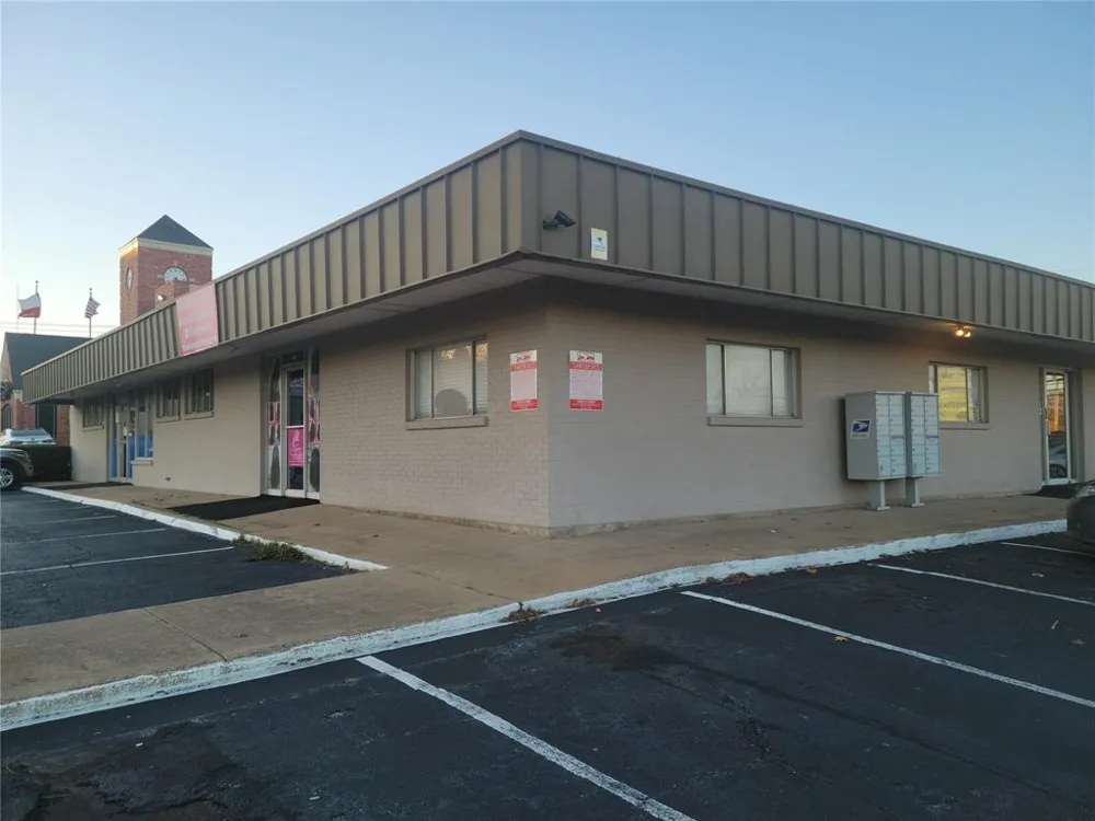 623 W Main Street Arlington, TX 76010