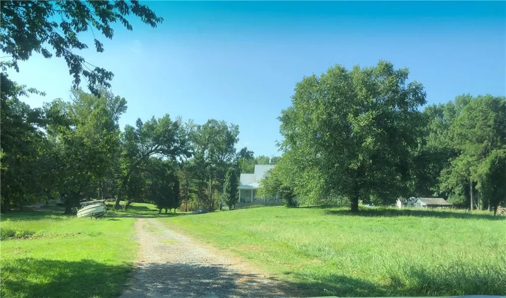 1405 Rock Springs Road Buford, GA 30519