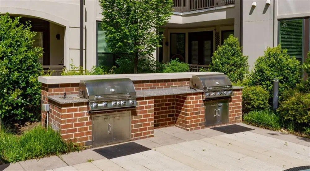 4600 Roswell Road #323 Sandy Springs, GA 30342