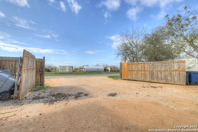 1436 S STATE HIGHWAY 46 New Braunfels, TX 78130