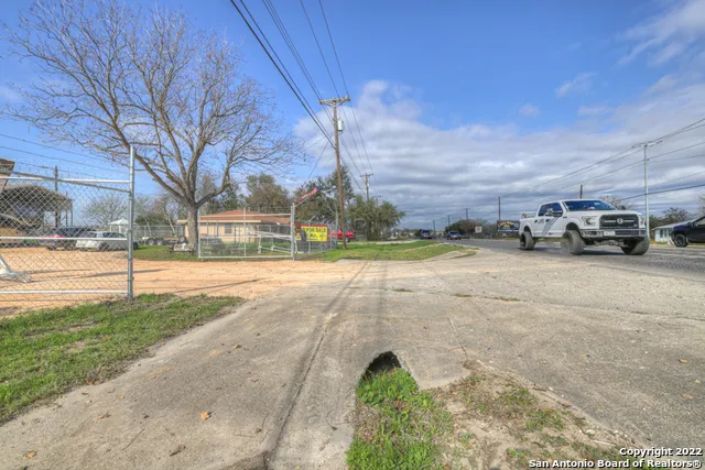 1436 S STATE HIGHWAY 46 New Braunfels, TX 78130