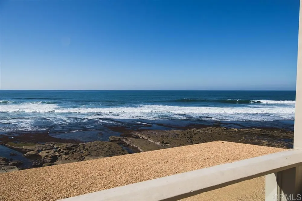 240 Coast #1B La Jolla, CA 92037
