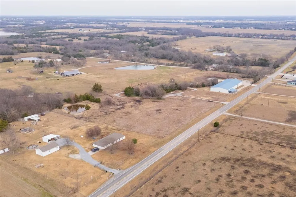 20336 S State Highway 78 Leonard, TX 75452