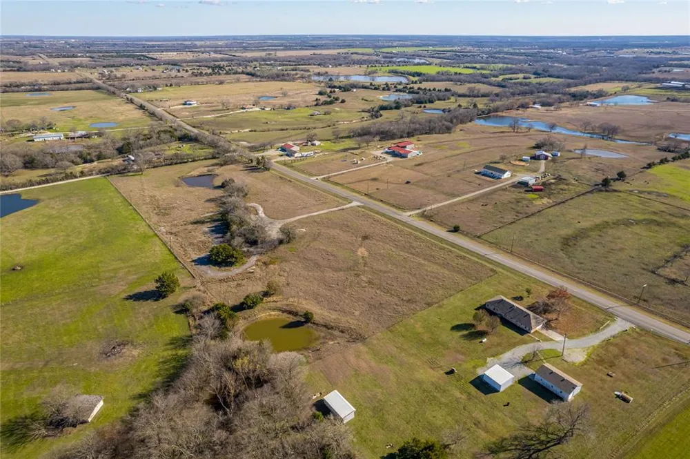 20336 S State Highway 78 Leonard, TX 75452