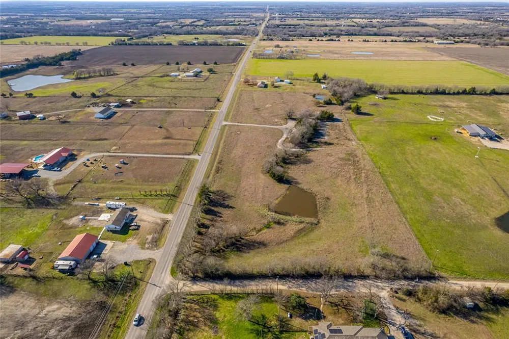 20336 S State Highway 78 Leonard, TX 75452