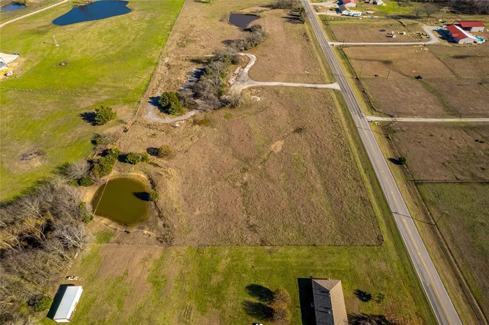 20336 S State Highway 78 Leonard, TX 75452