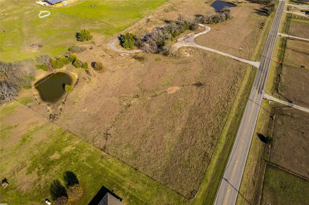 20336 S State Highway 78 Leonard, TX 75452