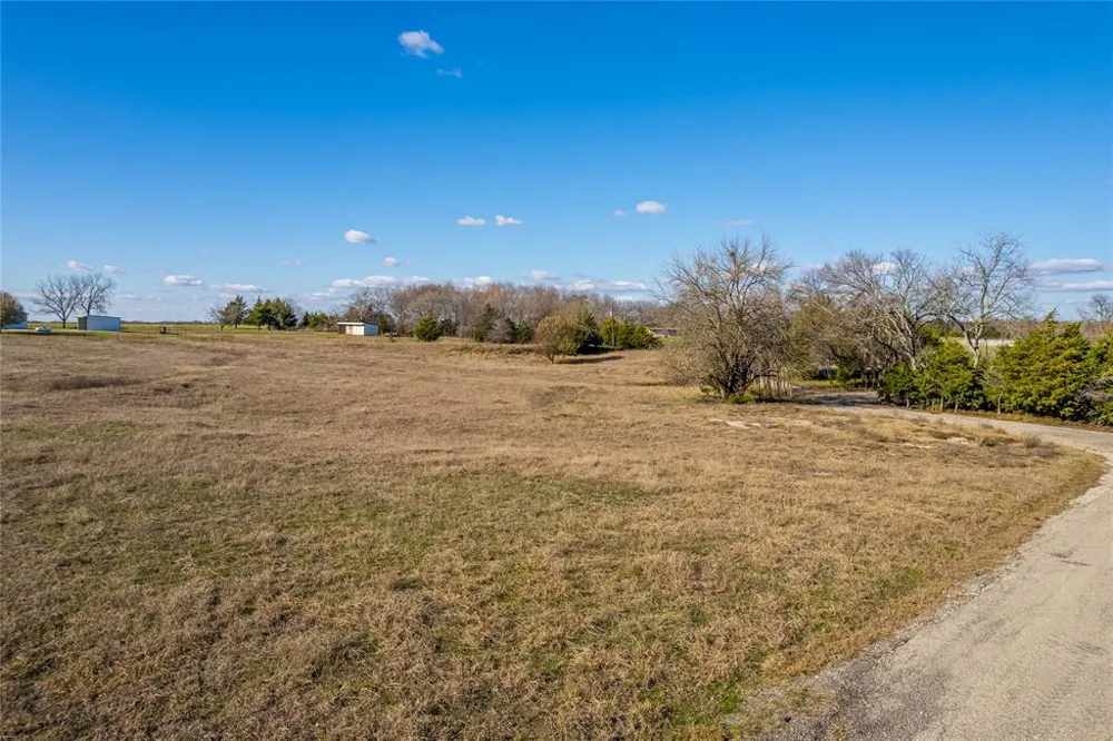 20336 S State Highway 78 Leonard, TX 75452