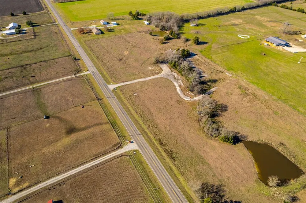 20336 S State Highway 78 Leonard, TX 75452