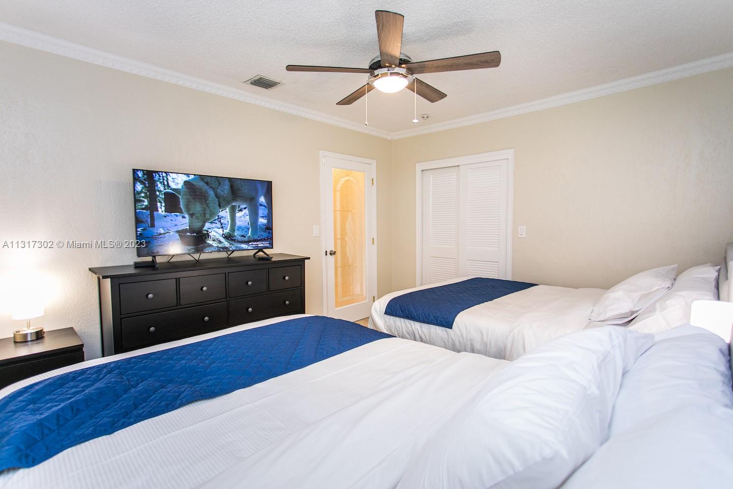 714 Harrison St Hollywood, FL 33019