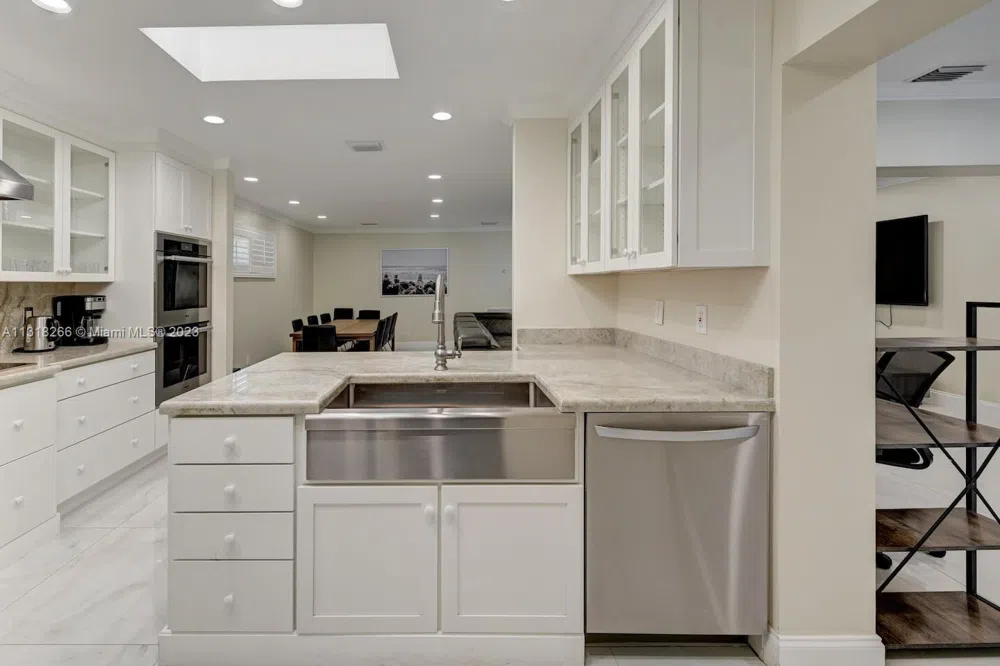 1311 Rodman St Hollywood, FL 33019