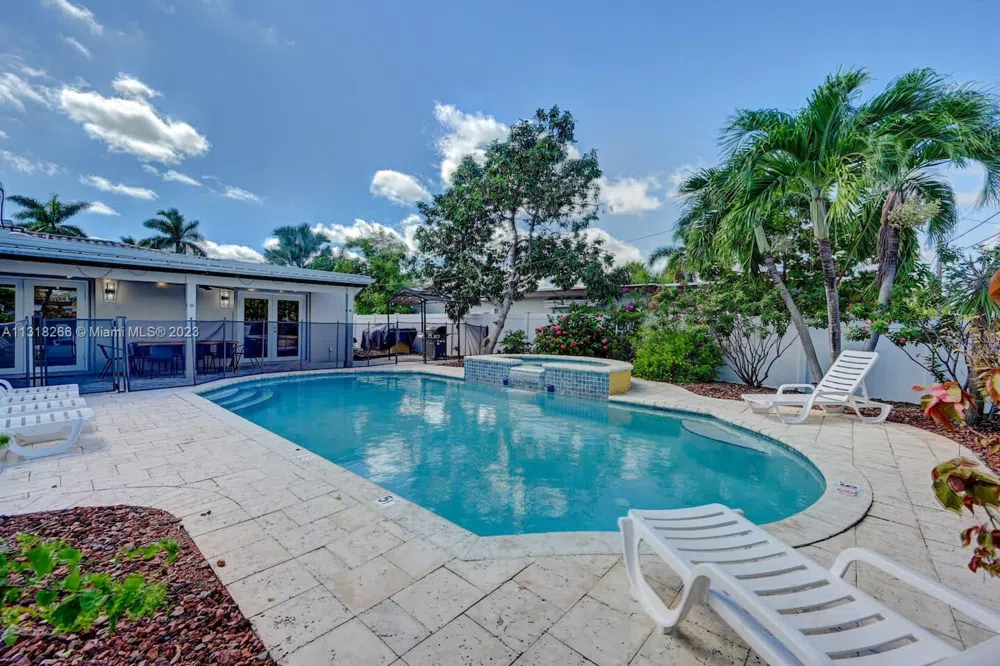 1311 Rodman St Hollywood, FL 33019
