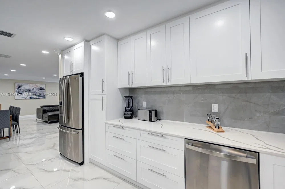 1307 Rodman St Hollywood, FL 33019