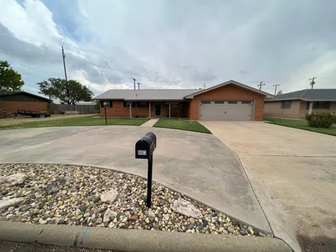 803 Mesquite Street