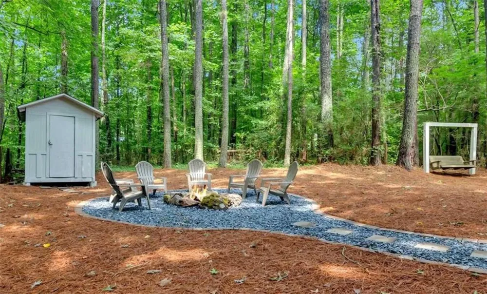 6340 McCollum Lane Acworth, GA 30102