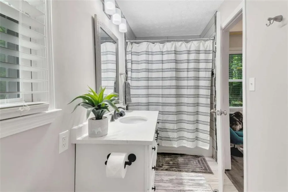 826 Moonlit Lane NW Acworth, GA 30102