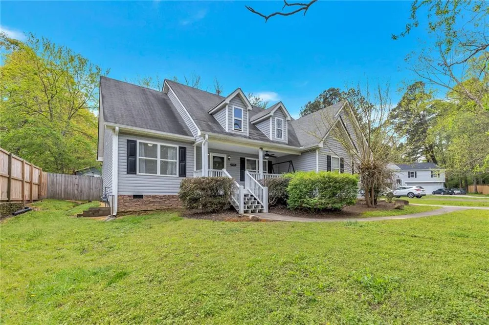 4669 Emerald Willow Drive Acworth, GA 30101