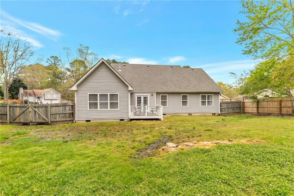 4669 Emerald Willow Drive Acworth, GA 30101