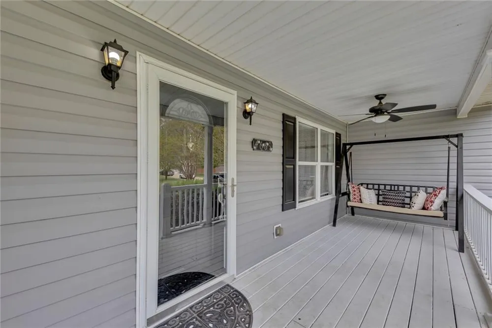 4669 Emerald Willow Drive Acworth, GA 30101
