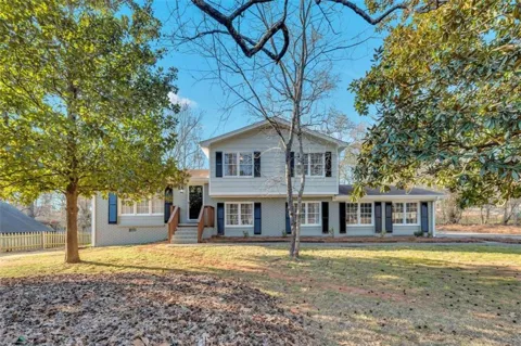 5005 Maryland Drive