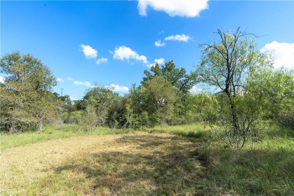 S Hwy 183 Lockhart, TX 78644