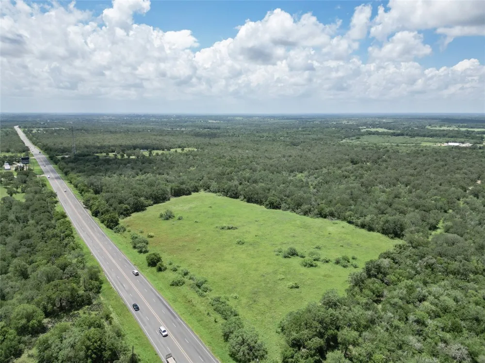 S Hwy 183 Lockhart, TX 78644